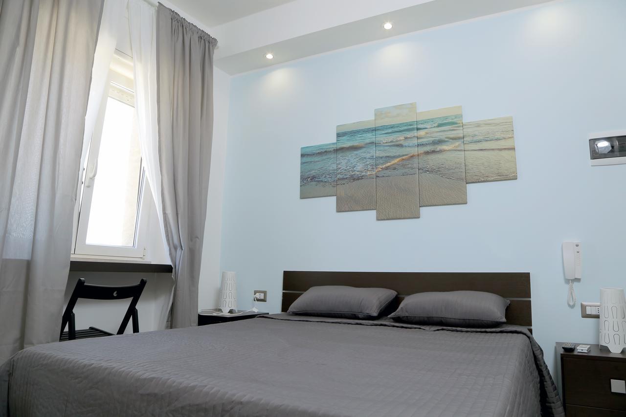 Rooms La Perla Del Mare 玛格丽塔萨沃亚 外观 照片