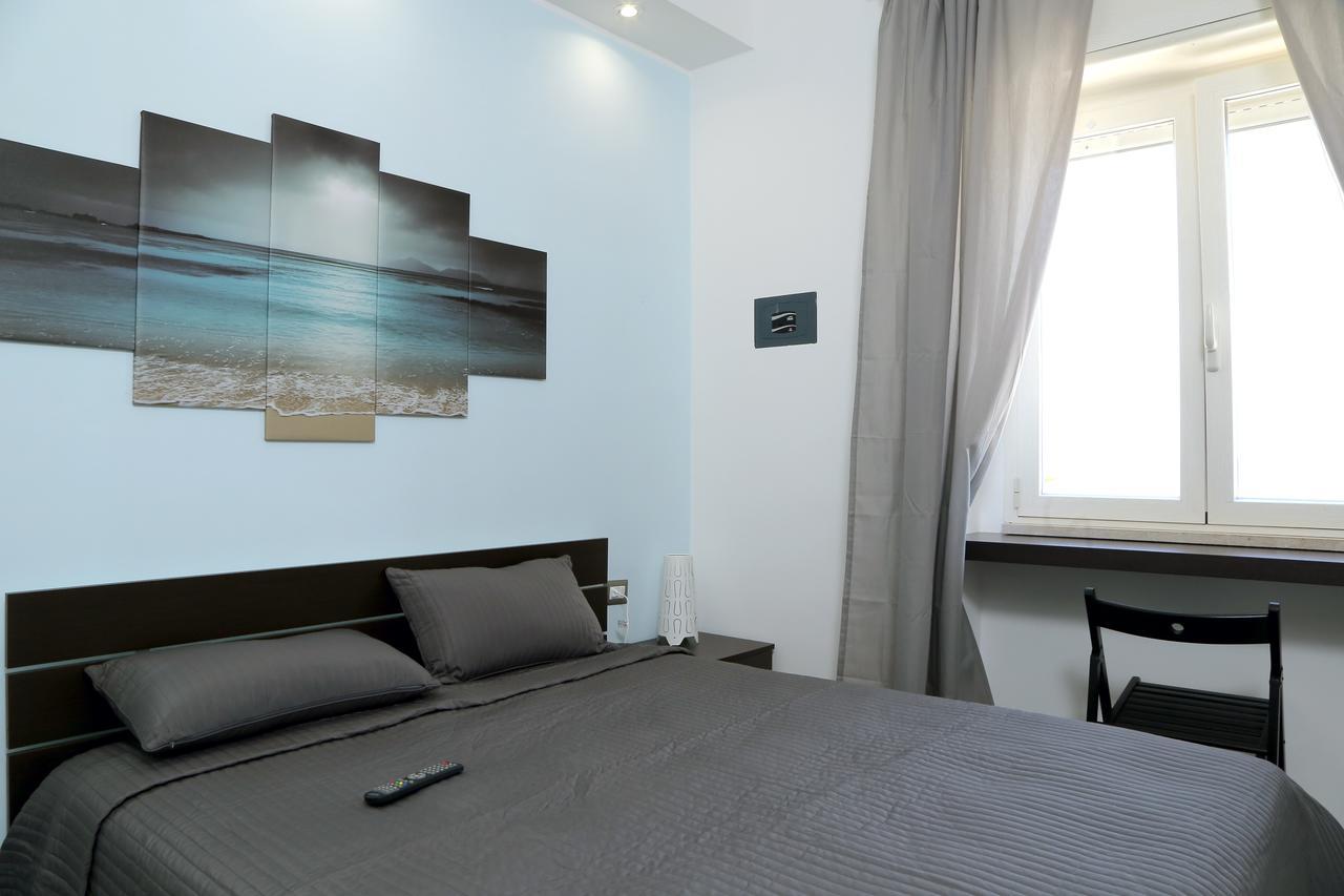 Rooms La Perla Del Mare 玛格丽塔萨沃亚 外观 照片