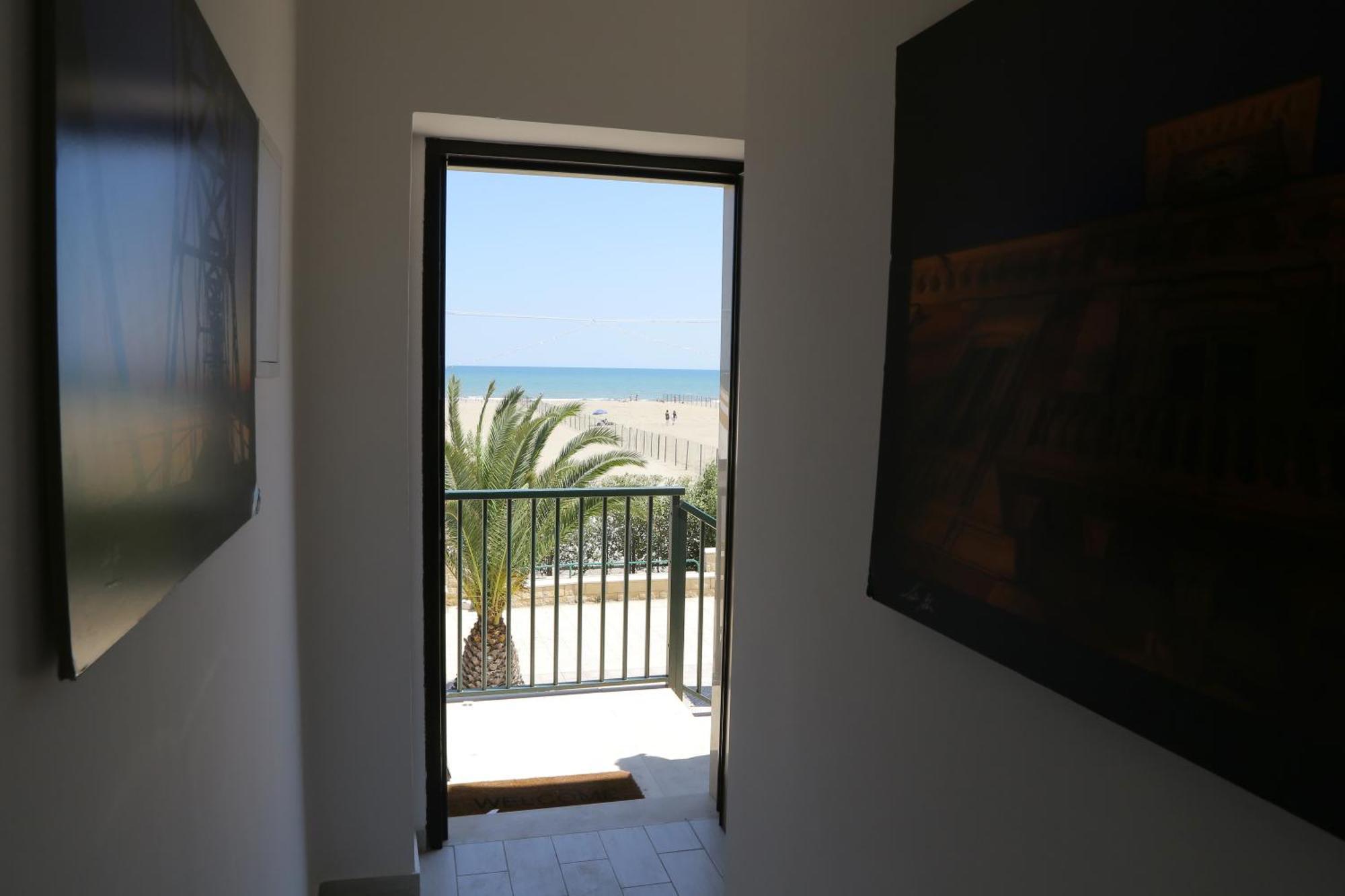 Rooms La Perla Del Mare 玛格丽塔萨沃亚 外观 照片