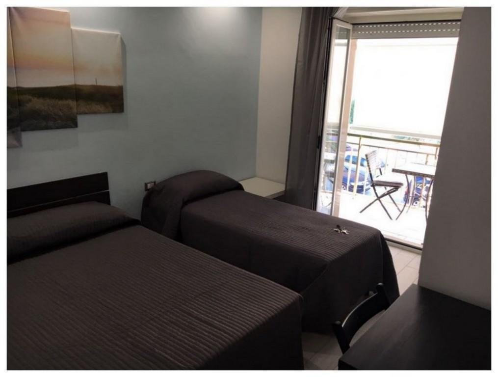 Rooms La Perla Del Mare 玛格丽塔萨沃亚 外观 照片
